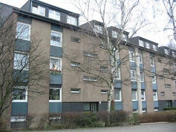 Geräumige 3-Zimmer DG-Wohnung mit Balkon im Krefelder Nordwesten