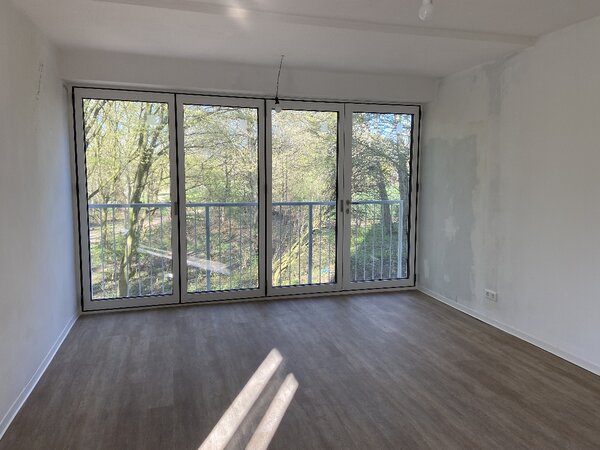 3-Sanierte 3-Zimmer-Wohnung mit Wohnberechtigungsschein im 4.OG in Krefeld-Linn